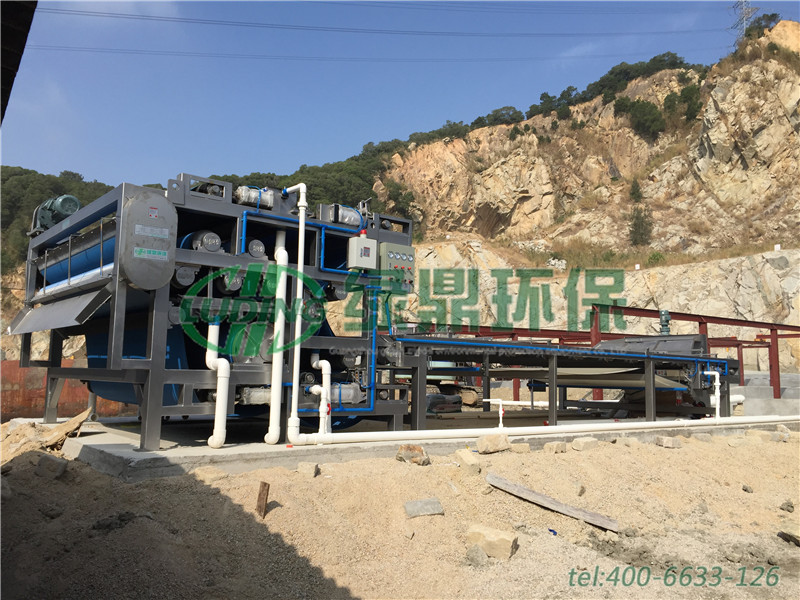 汕頭澄海帶式壓濾機(jī)處理建筑污泥案例 7