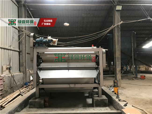 帶式壓濾機(jī)肇慶沙場(chǎng)泥漿處理工程 5